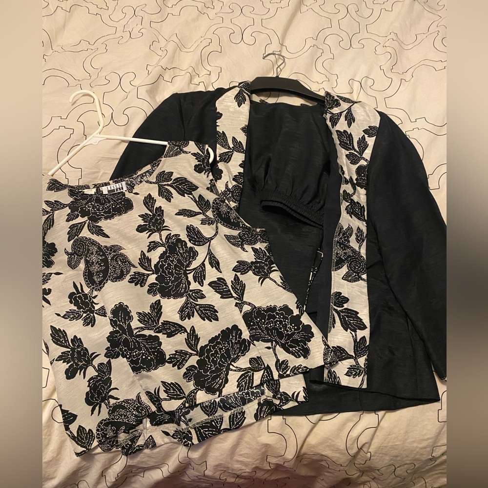 Leslie Fay pants suit